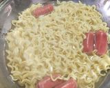 Foto langkah ke 1 dari resep Mie Goreng Mozarella.