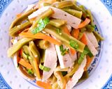 Hình bước làm 5 của món Gỏi Rau Tiến Vua Chả Lụa