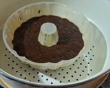 Foto langkah ke 6 dari resep Bolu Coklat Pisang.