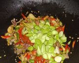 Foto langkah ke 2 dari resep Tumis pedas teri pete.