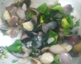 A picture of step 3 of Cauliflower dry manchurian.