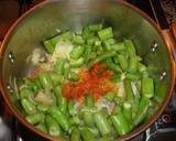 Foto del paso 2 de la receta Habas enteras con salsa especiada
