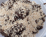 ராகி எள் லட்டு ரெசிபி ஸ்டேப் 4 புகைப்படம்