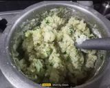 A picture of step 3 of Surti Masala khichu (Gujarati Rice Flour Khichu).