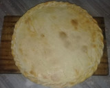 Foto del paso 5 de la receta: Masa para tartas saladas: Tarta de pollo, zanahoria, cebolla, huevo, jamón y queso cáscara colorada!