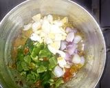 A picture of step 3 of Chicken Jalfrezi.