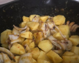 Foto del paso 4 de la receta: Patatas con choco!!