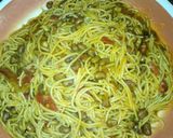 A picture of step 4 of Jallop Spagetti wit beans.