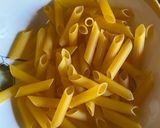 Foto del passaggio 4 della ricetta Penne Al tonno piccante