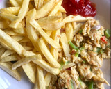 A picture of step 6 of Chips and Scrambled eggs.