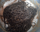 Foto del paso 3 de la receta: Pasta negra con sepia y olivada de arbequina