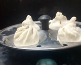 સ્વીટ કોકોનટ મોમોઝ(Sweet Coconut Momos recipe in Gujarati) રેસીપી સ્ટેપ5ફોટો
