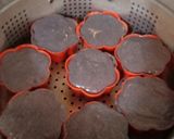 Foto langkah ke 5 dari resep Bolu Ketan Hitam Mini Keju Lumer.