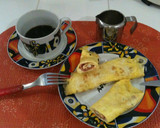 Foto del paso 7 de la receta: Rollitos de tortilla de huevos y jamón