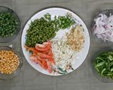 A picture of step 1 of American chop suey.
