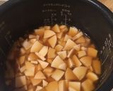 A picture of step 3 of Rice Cooked With Bamboo shoots.