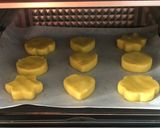 A picture of step 9 of Cornmeal Cookies.