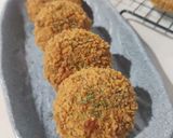 Foto langkah ke 5 dari resep コロッケ (Korokke) Japanese Croquettes.