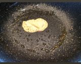 Tejszínes-gombás spagetti fekete-erdei sonkával recept fázis 2 fotója