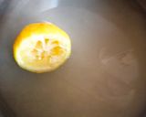 صورة لخطوة 2 من وصفة حلوة رائعة🤩 بالسميد معسلة🍯