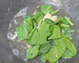 Foto langkah ke 3 dari resep 404. Sup Sayur Telur.