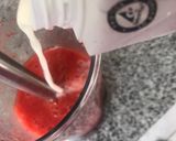 Foto del paso 1 de la receta: Batido de fresas y avena con leche de almendras 🍓