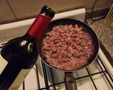 Foto del paso 3 de la receta: Pastel de papas y carne cortada a cuchillo al malbec