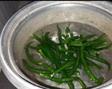 Foto langkah ke 1 dari resep Resep sambal cabe hijau.