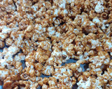 Foto del paso 3 de la receta: Pochoclos con canela y caramelo salado🍿