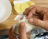 A picture of step 3 of Pan-Fried Gyozas (餃子).