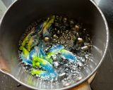 A picture of step 2 of Butterfly peas Tea.