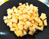 Foto del paso 2 de la receta: Salsa de queso Cheddar