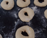 Foto del paso 10 de la receta: Bolas de fraile o rosquilla si le hacemos un agujerito