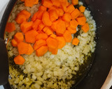 Foto del paso 2 de la receta: Salchichas frescas guisadas con verduras