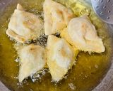 A picture of step 9 of Samosa Party😋💛.