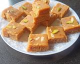 बेसन बर्फी रेसिपी स्टेप 4 फोटो 
