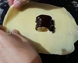 Foto langkah ke 5 dari resep Bolen pisang lumer manisnya pas.