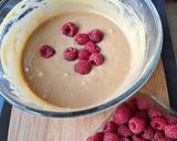 Une image de l'étape 2 de Gâteau au yaourt et framboises.