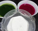 A picture of step 1 of Three-Color Steamed Layer Cake (Bánh da lợn tam sắc).