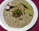 A picture of step 7 of Green chilli thecha.