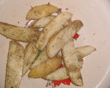 Foto del paso 4 de la receta: Filete al perejil con papas rústicas