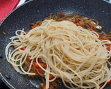 Foto del paso 4 de la receta: Espaguetis con toque oriental