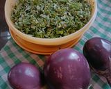 A picture of step 1 of રીંગણ મેથી નું શાક.(Rigan Methi Nu Shaak Recipe in Gujarati).