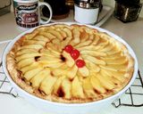 Foto del paso 5 de la receta: Tarta clásica de manzana con crema y base de hojaldre