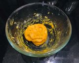 A picture of step 3 of Besan ke gatte.