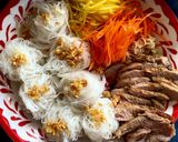 รูปขั้นตอนการทำที่ 4 ของ เส้นหมี่หมูย่างตะไคร้🌶️🧄น้ำจิ้มข้าวคั่วโหระพากระชาย🫚