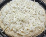 Foto del paso 12 de la receta: Fugazzeta rellena v2 - Rellena de jamón, muzzarella y champiñones
