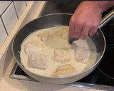 Foto del paso 6 de la receta: Dorada a la pimienta verde