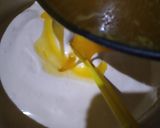 Foto langkah ke 3 dari resep Bolu Jadul Basah Super Lembut.