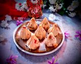 A picture of step 10 of Custard modak.